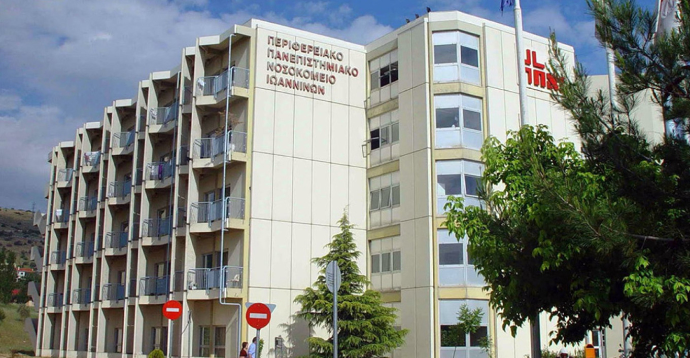 &Sigma;&tau;&eta;&nu; &epsilon;&nu;&tau;&alpha;&tau;&iota;&kappa;ή 24&chi;&rho;&omicron;&nu;&eta; &alpha;&pi;ό &tau;&eta;&nu; &Eta;&gamma;&omicron;&upsilon;&mu;&epsilon;&nu;ί&tau;&sigma;&alpha; - &Tau;&eta;&nu; &pi;&alpha;&rho;έ&sigma;&upsilon;&rho;&epsilon; &mu;&epsilon; &tau;&omicron; &alpha;&upsilon;&tau;&omicron;&kappa;ί&nu;&eta;&tau;&omicron; &omicron; &sigma;ύ&nu;&tau;&rho;&omicron;&phi;ό&sigmaf; &tau;&eta;&sigmaf; &mu;&epsilon;&tau;ά &alpha;&pi;ό &kappa;&alpha;&beta;&gamma;ά
