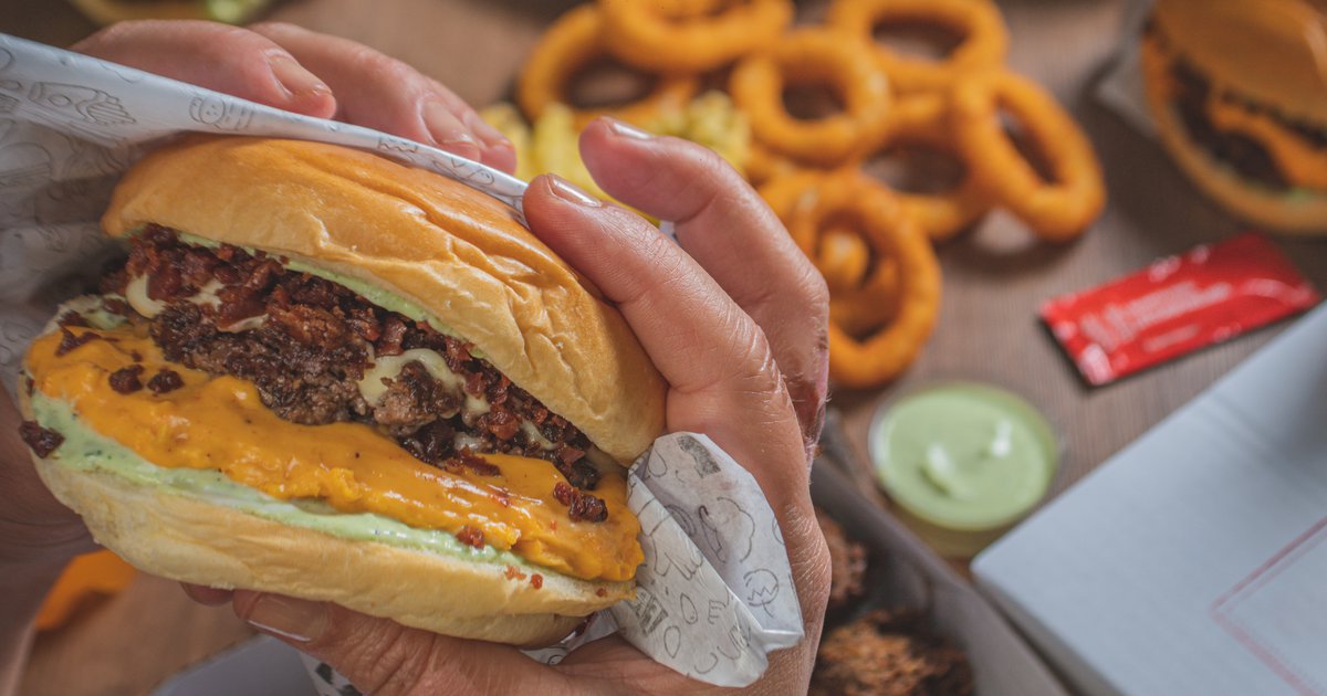 &Eta; &kappa;&alpha;&rho;&delta;&iota;ά &tau;&eta;&sigmaf; &Pi;&alpha;&lambda;&iota;ά&sigmaf; &Lambda;&epsilon;&upsilon;&kappa;&omega;&sigma;ί&alpha;&sigmaf; &chi;&tau;&upsilon;&pi;ά &xi;&alpha;&nu;ά &sigma;&epsilon; street food &rho;&upsilon;&theta;&mu;&omicron;ύ&sigmaf; &ndash; &Mu;&eta;&nu; &chi;ά&sigma;&epsilon;&tau;&epsilon; &tau;&eta;&nu; &pi;&iota;&omicron; &gamma;&epsilon;&upsilon;&sigma;&tau;&iota;&kappa;ή &beta;&rho;&alpha;&delta;&iota;ά