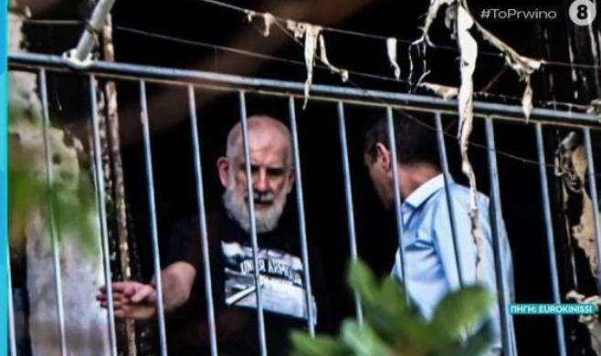 «Είμαι 6 μήνες άστεγος και έχω καταστραφεί»