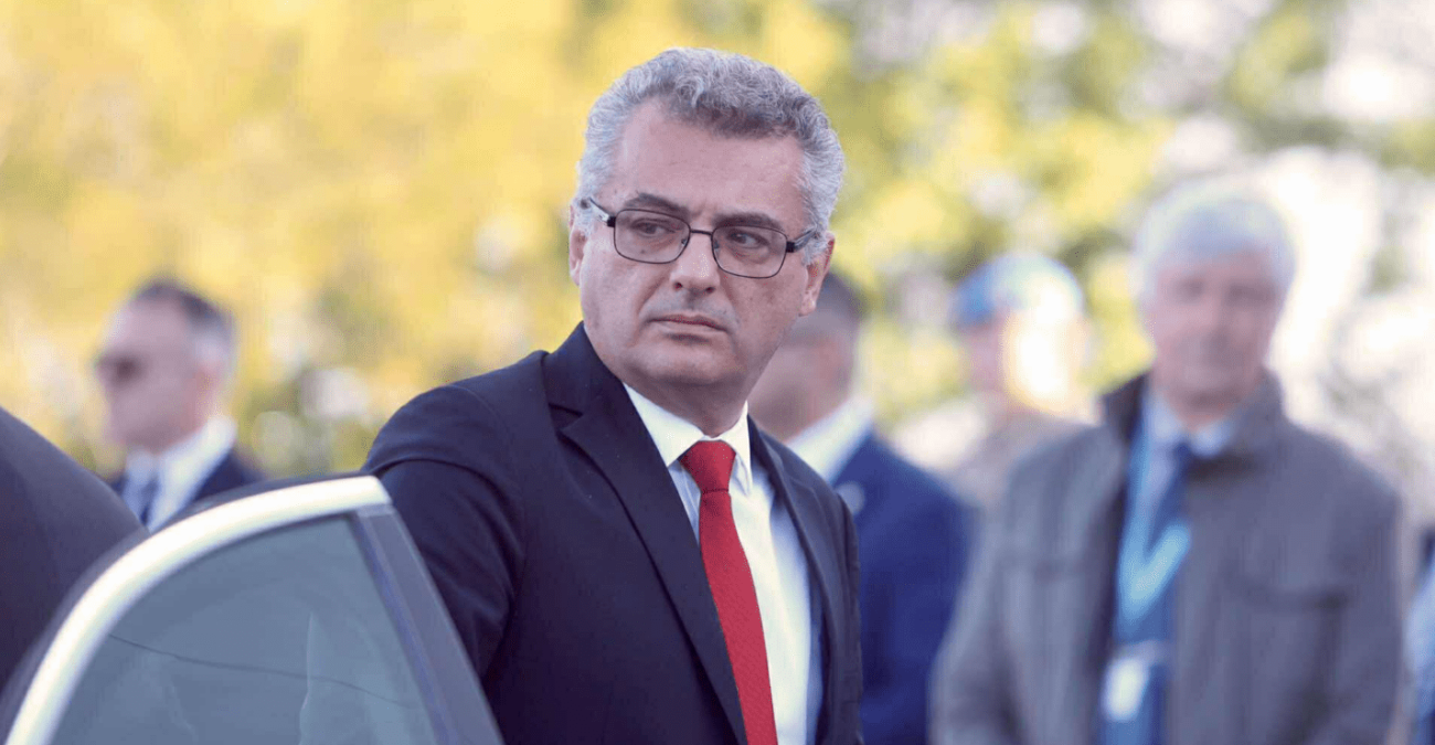 Έ&rho;&chi;&iota;&omicron;&upsilon;&rho;&mu;&alpha;&nu;: &laquo;&Tau;&epsilon;&lambda;&iota;&kappa;ό&sigmaf; &mu;&omicron;&upsilon; &sigma;&tau;ό&chi;&omicron;&sigmaf; &epsilon;ί&nu;&alpha;&iota; &eta; &epsilon;&pi;ί&lambda;&upsilon;&sigma;&eta; &tau;&omicron;&upsilon; &kappa;&upsilon;&pi;&rho;&iota;&alpha;&kappa;&omicron;ύ &pi;&rho;&omicron;&beta;&lambda;ή&mu;&alpha;&tau;&omicron;&sigmaf;&raquo;