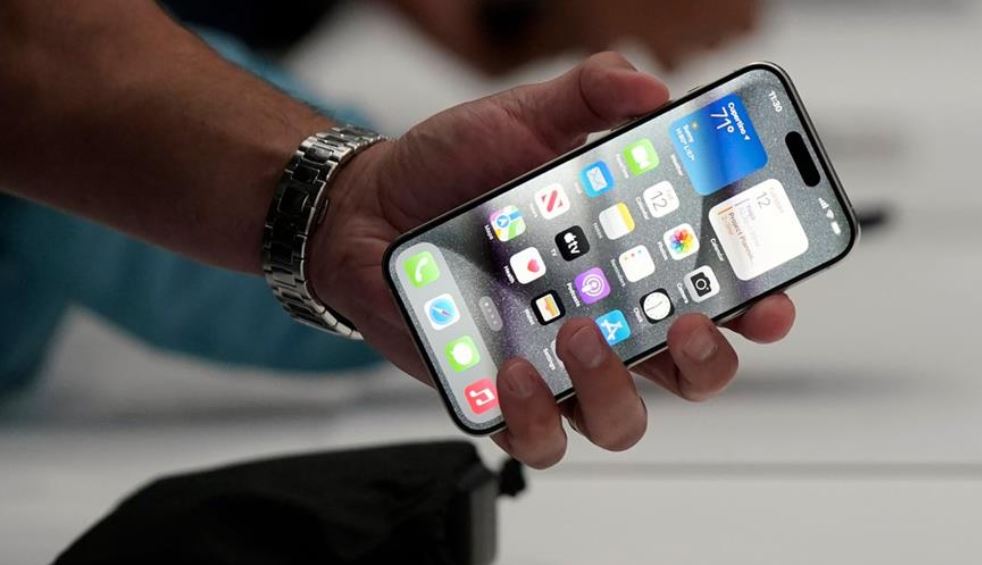 &Eta; &alpha;&pi;ά&tau;&eta; &pi;&omicron;&upsilon; &xi;&epsilon;&kappa;&iota;&nu;ά &alpha;&phi;&omicron;ύ &kappa;&lambda;&epsilon;ί&sigma;&epsilon;&tau;&epsilon; &tau;&omicron; &kappa;&iota;&nu;&eta;&tau;ό - &Pi;ώ&sigmaf; &laquo;&delta;&omicron;&upsilon;&lambda;&epsilon;ύ&epsilon;&iota;&raquo; &eta; &pi;&alpha;&gamma;ί&delta;&alpha;