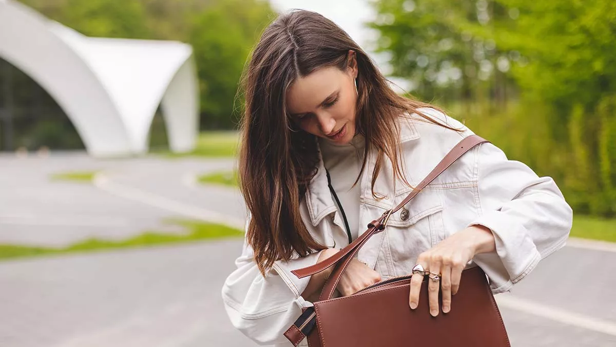 &Mu;&nu;ή&mu;&eta;: &Upsilon;&pi;ά&rho;&chi;&epsilon;&iota; &tau;&rho;ό&pi;&omicron;&sigmaf; &nu;&alpha; &mu;&eta;&nu; &xi;&epsilon;&chi;&nu;ά&mu;&epsilon; &tau;ί&pi;&omicron;&tau;&alpha; &ndash; &Tau;&alpha; &kappa;ό&lambda;&pi;&alpha; &pi;&omicron;&upsilon; &beta;&omicron;&eta;&theta;&omicron;ύ&nu;