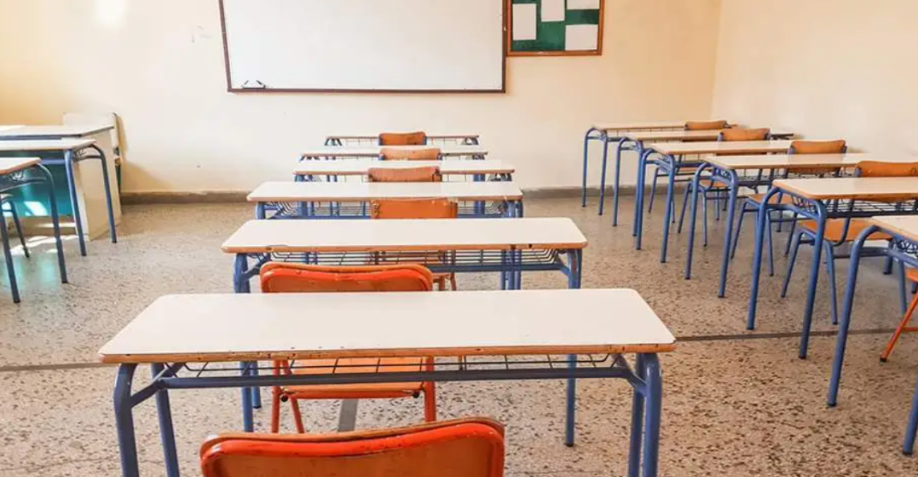Ένα άκρως εντυπωσιακό γκράφιτι τριών ορόφων σε δημοτικό σχολείο στη Λάρνακα