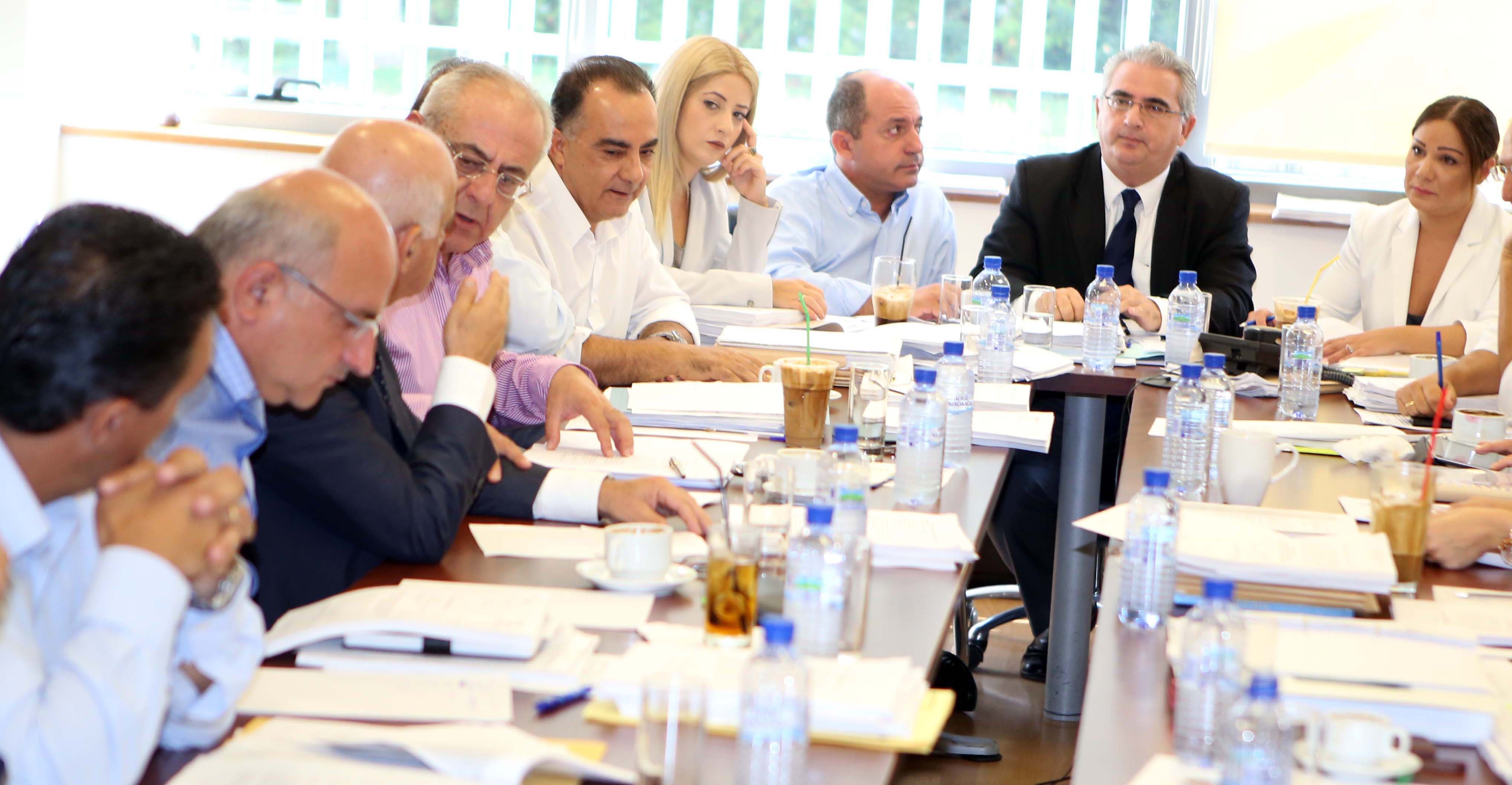 Σκέφτονται να αυξήσουν το επίδομα στέγασης για τα φοιτητικά ενοίκια Σκέφτονται να αυξήσουν το επίδομα στέγασης για τα φοιτητικά ενοίκια