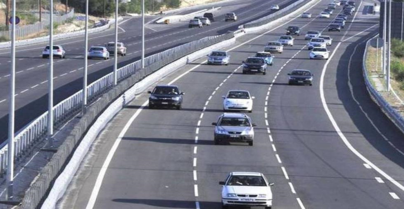 Οδηγοί Προσοχή: Κλείνουν λωρίδες στον αυτοκινητόδρομο λόγω εργασιών