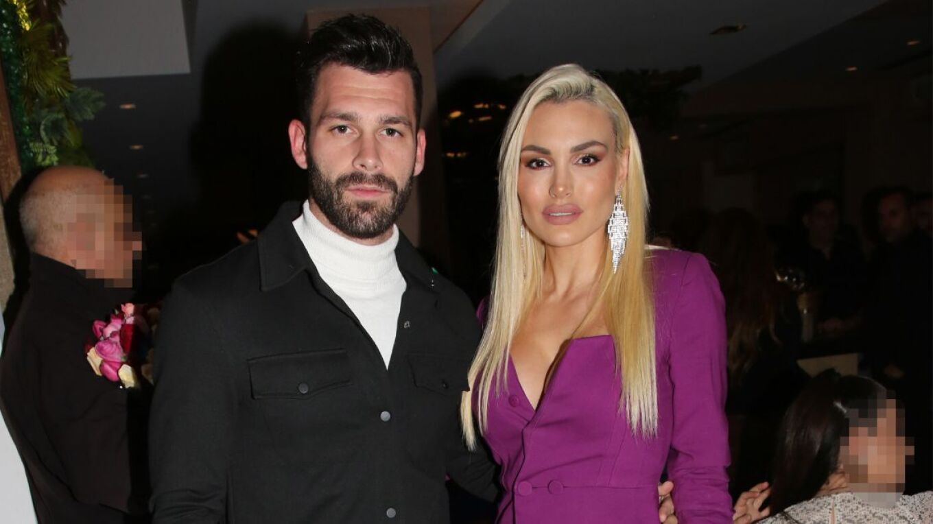 Δεν κρατάμε επαφές, έχει μπει τελεία