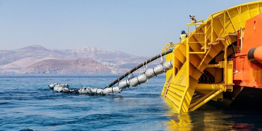 «Παράλογη» η πληρωμή στον ΑΔΜΗΕ λέει ο Κεραυνός, δεν εκταμιεύει ποσά η ΡΑΕΚ λέει ο Παπαναστασίου «Παράλογη» η πληρωμή στον ΑΔΜΗΕ λέει ο Κεραυνός, δεν εκταμιεύει ποσά η ΡΑΕΚ λέει ο Παπαναστασίου