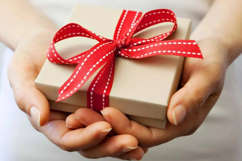 &Epsilon;&omicron;&rho;&tau;&omicron;&lambda;ό&gamma;&iota;&omicron;: &Mu;&epsilon;&gamma;ά&lambda;&eta; &mu;έ&rho;&alpha; &gamma;&iota;&alpha; &tau;&eta;&nu; &Omicron;&rho;&theta;&omicron;&delta;&omicron;&xi;ί&alpha; &ndash; &Pi;&omicron;&iota;&omicron;&iota; &gamma;&iota;&omicron;&rho;&tau;ά&zeta;&omicron;&upsilon;&nu; &sigma;ή&mu;&epsilon;&rho;&alpha; 14 &Phi;&epsilon;&beta;&rho;&omicron;&upsilon;&alpha;&rho;ί&omicron;&upsilon;