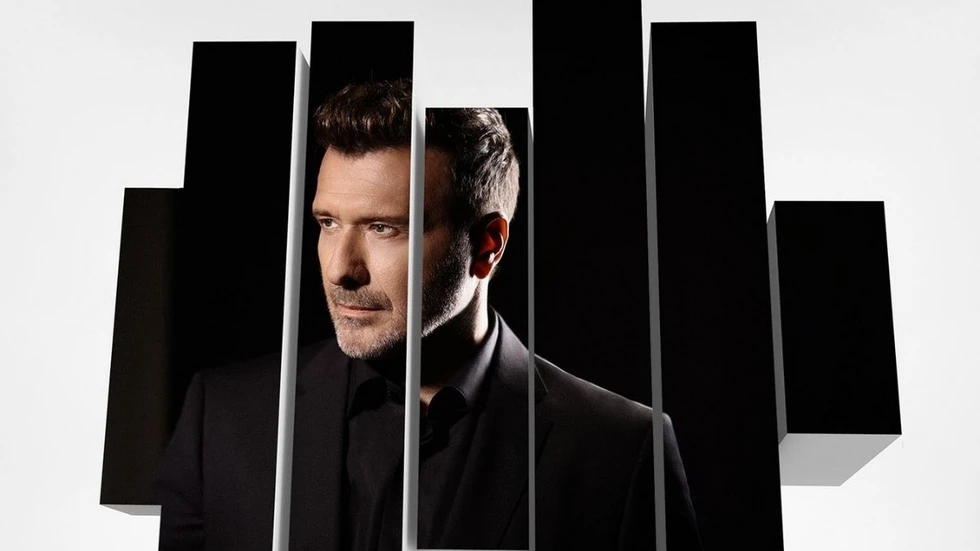 Γιάννης Πλούταρχος – «Δε Γίνεται»: Ακούστε το νέο δυναμικό ζεϊμπέκικο του τραγουδιστή