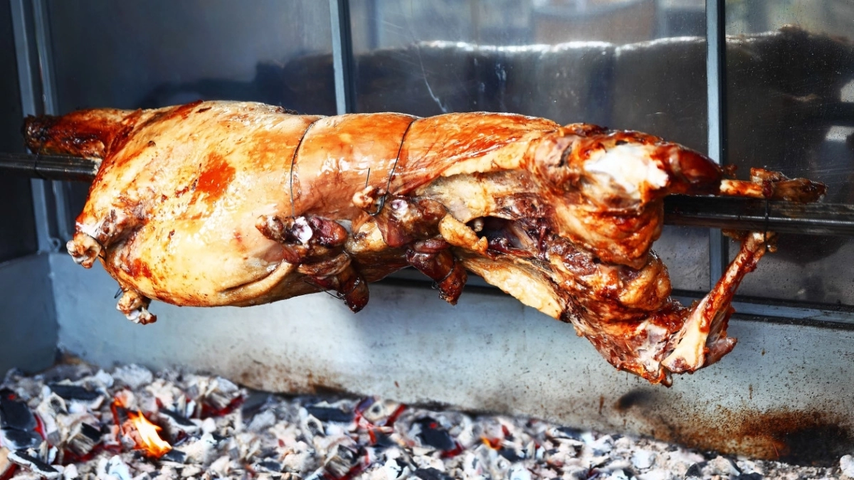 &Alpha;&rho;&nu;ί &sigma;&tau;&eta; &sigma;&omicron;ύ&beta;&lambda;&alpha;: &Pi;&omicron;&iota;&omicron; &kappa;&omicron;&mu;&mu;ά&tau;&iota; &epsilon;ί&nu;&alpha;&iota; &laquo;&beta;ό&mu;&beta;&alpha;&raquo; &chi;&omicron;&lambda;&eta;&sigma;&tau;&epsilon;&rho;ό&lambda;&eta;&sigmaf;