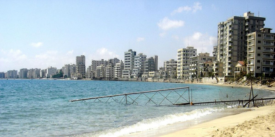 Το Βαρώσι έχει βασικό ρόλο στο περιουσιακό και τη λύση