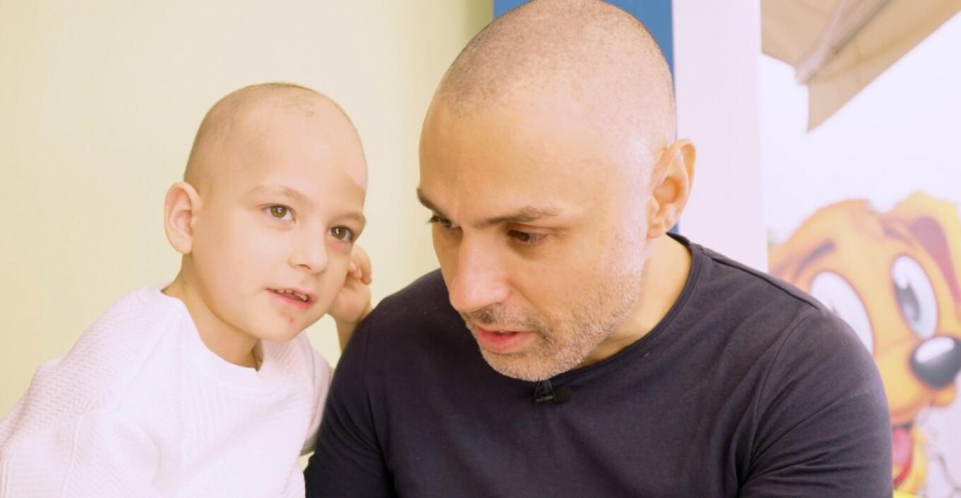 Έφυγε από τη ζωή στην αγκαλιά του πατέρα του ο 7χρονος Γιωργάκης