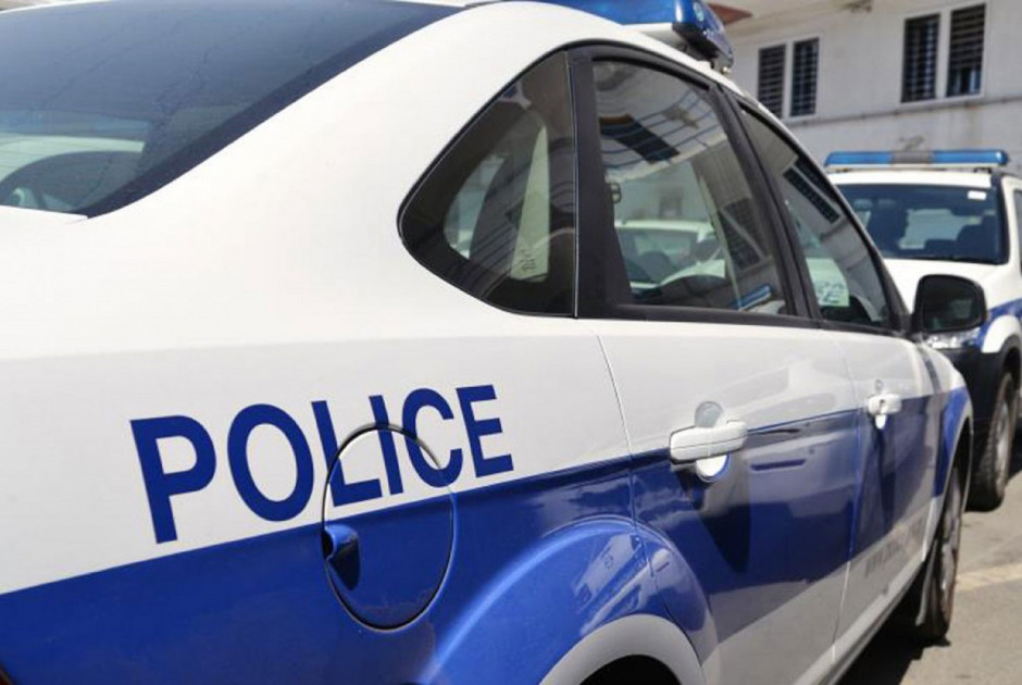 Ώ&rho;&epsilon;&sigmaf; &alpha;&gamma;&omega;&nu;ί&alpha;&sigmaf; &gamma;&iota;&alpha; 17&chi;&rho;&omicron;&nu;&omicron;: &Chi;ά&theta;&eta;&kappa;&alpha;&nu; &tau;&alpha; ί&chi;&nu;&eta; &tau;&omicron;&upsilon; - &Delta;&epsilon;ί&tau;&epsilon; &phi;&omega;&tau;&omicron;&gamma;&rho;&alpha;&phi;ί&alpha; &tau;&omicron;&upsilon;