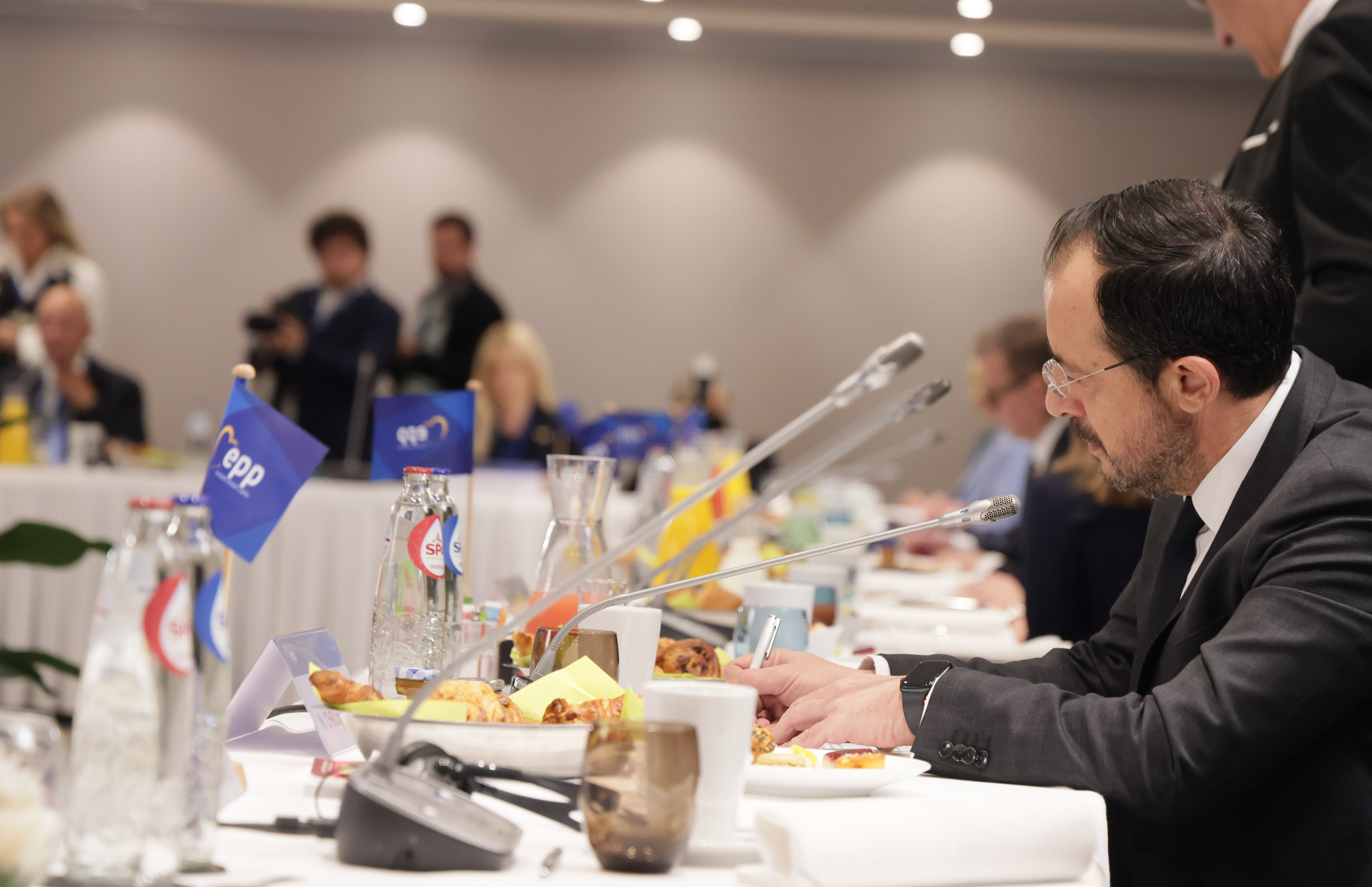 Με αναφορά στην πρωτοβουλία της Κύπρου για τη Γάζα η διακήρυξη του ΕΛΚ Με αναφορά στην πρωτοβουλία της Κύπρου για τη Γάζα η διακήρυξη του ΕΛΚ