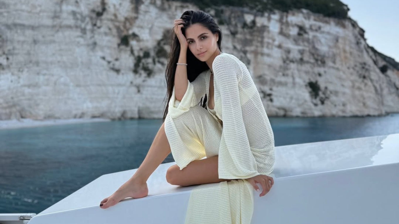 Η Αλεξάνδρα Νίκα κάνει διακοπές στην Κεφαλονιά