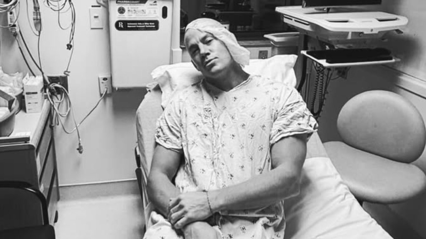 &Sigma;&tau;&omicron; &nu;&omicron;&sigma;&omicron;&kappa;&omicron;&mu;&epsilon;ί&omicron; &omicron; &Tau;&sigma;ά&nu;&iota;&nu;&gamma;&kappa; &Tau;έ&iota;&tau;&omicron;&upsilon;&mu;: &laquo;&Alpha;&upsilon;&tau;ό &theta;&alpha; &epsilon;ί&nu;&alpha;&iota; &delta;ύ&sigma;&kappa;&omicron;&lambda;&omicron;&raquo;