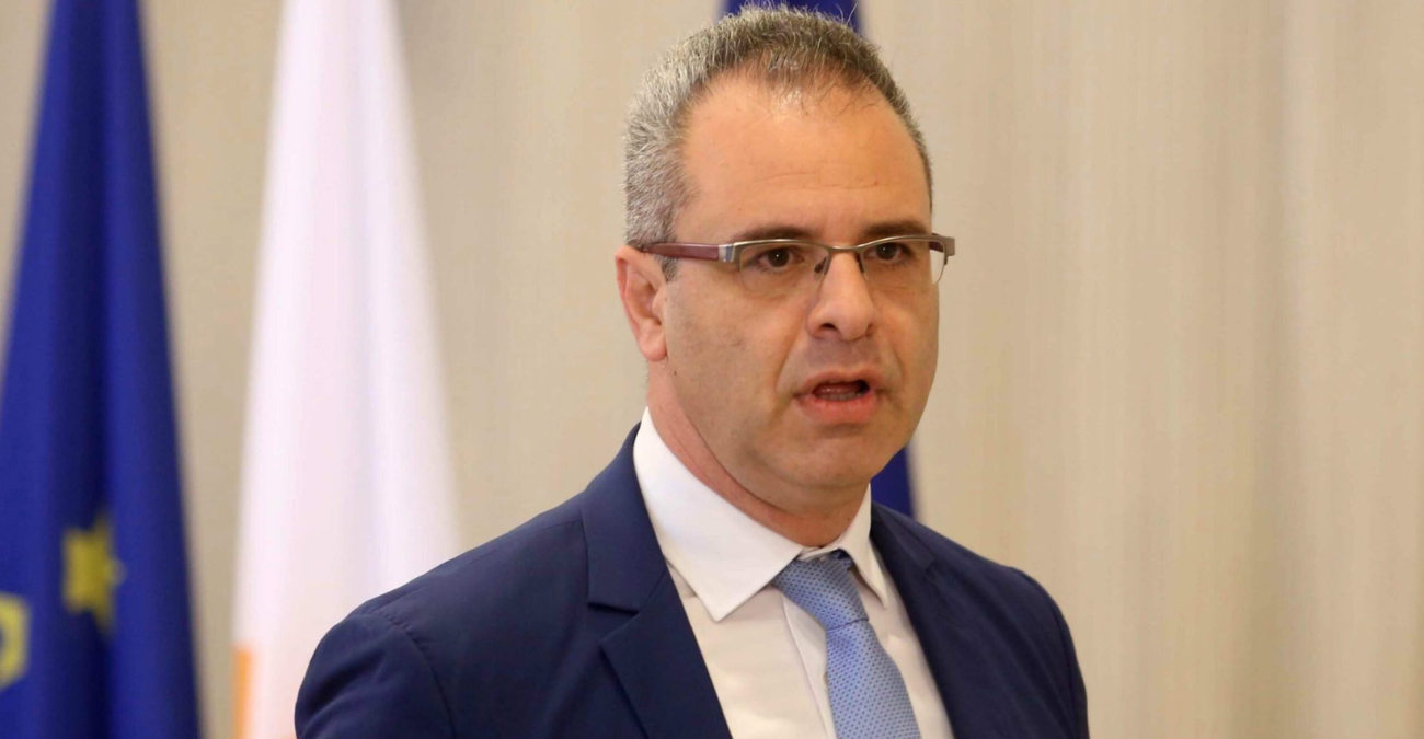 &Mu;ή&nu;&upsilon;&mu;&alpha; &Mu;&epsilon;&nu;&epsilon;&lambda;ά&omicron;&upsilon; &pi;&rho;&omicron;&sigmaf; &tau;&omicron;&upsilon;&rho;&kappa;&iota;&kappa;ή &pi;&lambda;&epsilon;&upsilon;&rho;ά: &laquo;&Pi;&rho;έ&pi;&epsilon;&iota; &nu;&alpha; &xi;&epsilon;&kappa;&alpha;&theta;&alpha;&rho;ί&sigma;&epsilon;&iota; &eta; &sigma;&tau;ά&sigma;&eta; &tau;&eta;&sigmaf;&raquo;