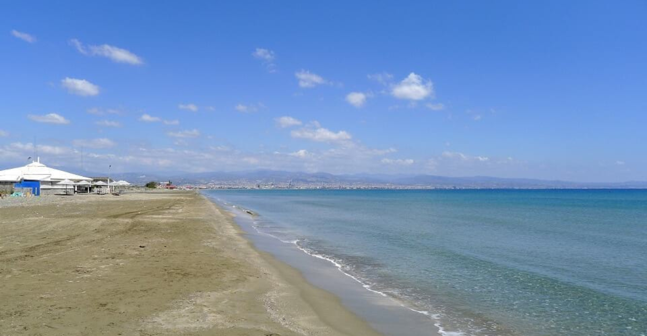 Nα μην κολυμπά το κοινό στο Lady’s Mile μέχρι νεωτέρας
