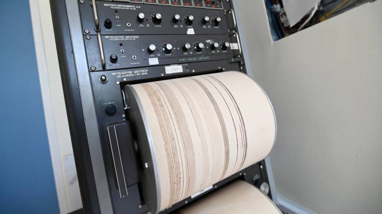 Τμ. Γεωλογικής Επισκόπησης: «Πρωτόγνωρη» η σεισμική ακολουθία