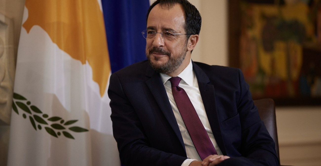 Ο Νίκος Χριστοδουλίδης με τον Πρέσβη των ΗΑΕ στη Λευκωσία – Στο τραπέζι η σταθερότητα στην περιοχή