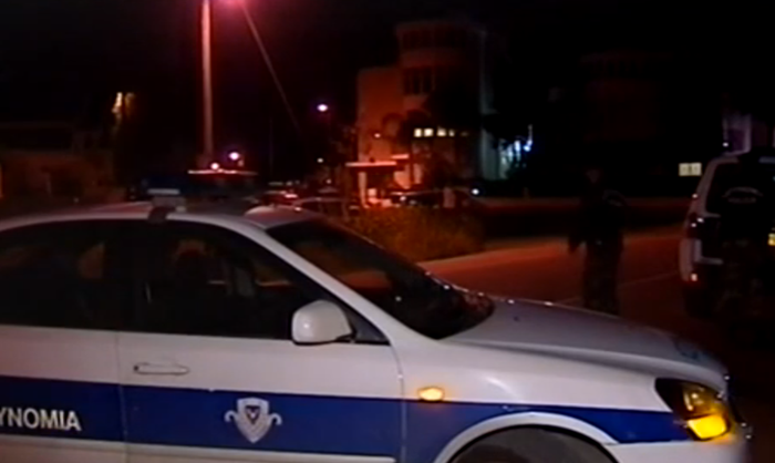 &Delta;ύ&omicron; &pi;&rho;ό&sigma;&omega;&pi;&alpha; &sigma;&tau;&omicron; &nu;&omicron;&sigma;&omicron;&kappa;&omicron;&mu;&epsilon;ί&omicron; &mu;&epsilon;&tau;ά &alpha;&pi;ό &sigma;&omicron;&beta;&alpha;&rho;ό &tau;&rho;&omicron;&chi;&alpha;ί&omicron; &sigma;&tau;&iota;&sigmaf; &Pi;&lambda;ά&tau;&rho;&epsilon;&sigmaf;