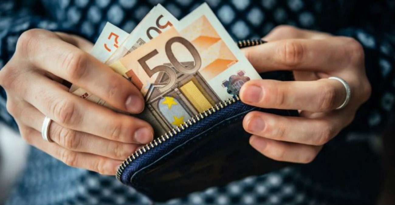 &Sigma;&omega;&rho;&epsilon;ί&alpha; &alpha;&nu;&tau;&iota;&delta;&rho;ά&sigma;&epsilon;&omega;&nu; &mu;&epsilon;&tau;ά &tau;&omicron;&nu; &kappa;&alpha;&theta;&omicron;&rho;&iota;&sigma;&mu;ό &tau;&omicron;&upsilon; &nu;έ&omicron;&upsilon; &kappa;&alpha;&tau;ώ&tau;&alpha;&tau;&omicron;&upsilon; &mu;&iota;&sigma;&theta;&omicron;ύ - &Pi;ό&sigma;&omicron;&iota; &alpha;&nu;&alpha;&mu;έ&nu;&epsilon;&tau;&alpha;&iota; &nu;&alpha; &epsilon;&pi;&omega;&phi;&epsilon;&lambda;&eta;&theta;&omicron;ύ&nu;