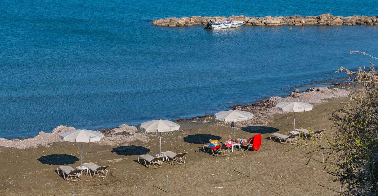 Σκληρή κριτική Παυλίδη προς Υπ.Γεωργίας και Τμ.Περιβάλλοντος για την υποβάθμιση της παραλίας Φάρου – «Αδιαφορία και δύο μέτρα και σταθμά» Σκληρή κριτική Παυλίδη προς Υπ.Γεωργίας και Τμ.Περιβάλλοντος για την υποβάθμιση της παραλίας Φάρου – «Αδιαφορία και δύο μέτρα και σταθμά»