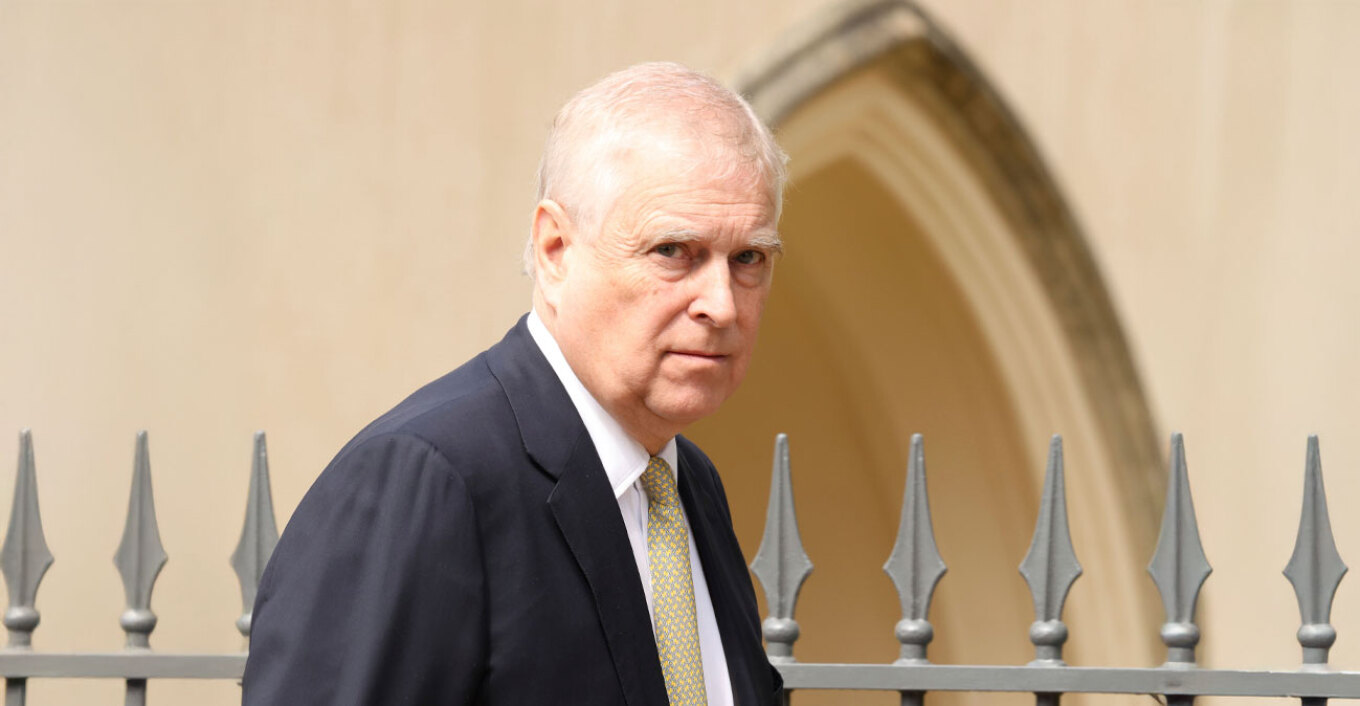 &Sigma;&upsilon;&nu;&epsilon;&lambda;ή&phi;&theta;&eta; &sigma;&tau;&omicron; &sigma;&pi;ί&tau;&iota; &tau;&omicron;&upsilon; &omicron; Ά&nu;&tau;&rho;&iota;&omicron;&upsilon; &gamma;&iota;&alpha; &pi;&alpha;&rho;ά&beta;&alpha;&sigma;&eta; &kappa;&alpha;&theta;ή&kappa;&omicron;&nu;&tau;&omicron;&sigmaf; &sigma;&tau;&eta; &sigma;&kappa;&iota;ά &tau;&omicron;&upsilon; &sigma;&kappa;&alpha;&nu;&delta;ά&lambda;&omicron;&upsilon; &Epsilon;&pi;&sigma;&tau;ά&iota;&nu;