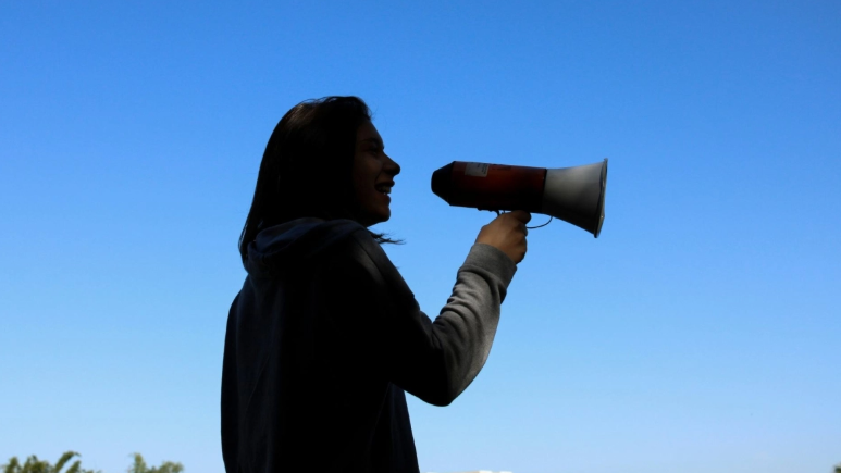 &laquo;&Nu;&upsilon;&chi;&tau;&epsilon;&rho;&iota;&nu;ό&sigmaf; &pi;ό&lambda;&epsilon;&mu;&omicron;&sigmaf;&raquo;: Ό&tau;&alpha;&nu; &omicron;&iota; &beta;&rho;&iota;&sigma;&iota;έ&sigmaf; &alpha;&kappa;&omicron;ύ&gamma;&omicron;&nu;&tau;&alpha;&iota;&hellip; &chi;&iota;&lambda;&iota;ό&mu;&epsilon;&tau;&rho;&alpha; &mu;&alpha;&kappa;&rho;&iota;ά - &Pi;&omicron;&iota;&nu;ή &phi;&upsilon;&lambda;ά&kappa;&iota;&sigma;&eta;&sigmaf; &gamma;&iota;&alpha;.... &gamma;&epsilon;&iota;&tau;&omicron;&nu;&iota;&kappa;ό &kappa;&alpha;&beta;&gamma;ά