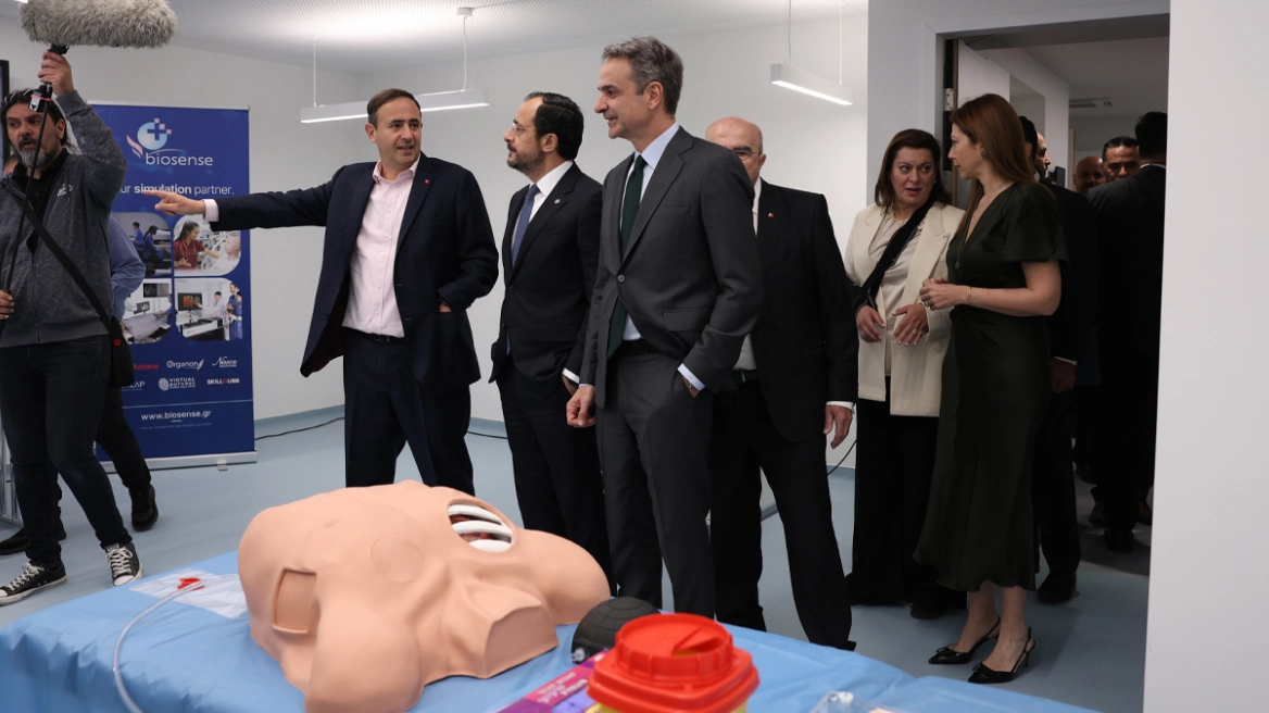 &Mu;&eta;&tau;&sigma;&omicron;&tau;ά&kappa;&eta;&sigmaf; &kappa;&alpha;&iota; &Chi;&rho;&iota;&sigma;&tau;&omicron;&delta;&omicron;&upsilon;&lambda;ί&delta;&eta;&sigmaf; &epsilon;&gamma;&kappa;&alpha;&iota;&nu;&iota;ά&zeta;&omicron;&upsilon;&nu; &tau;&omicron; &pi;&alpha;&rho;ά&rho;&tau;&eta;&mu;&alpha; &tau;&omicron;&upsilon; &Pi;&alpha;&nu;&epsilon;&pi;&iota;&sigma;&tau;&eta;&mu;ί&omicron;&upsilon; &Lambda;&epsilon;&upsilon;&kappa;&omega;&sigma;ί&alpha;&sigmaf; &sigma;&tau;&eta;&nu; &Alpha;&theta;ή&nu;&alpha; - &Delta;&epsilon;ί&tau;&epsilon; &beta;ί&nu;&tau;&epsilon;&omicron;
