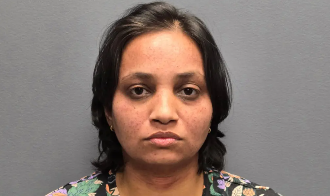 &Alpha;&delta;&iota;&alpha;&nu;ό&eta;&tau;&eta; &omicron;&iota;&kappa;&omicron;&gamma;&epsilon;&nu;&epsilon;&iota;&alpha;&kappa;ή &tau;&rho;&alpha;&gamma;&omega;&delta;ί&alpha; : &Mu;&eta;&tau;έ&rho;&alpha; &sigma;&tau;&rho;&alpha;&gamma;&gamma;ά&lambda;&iota;&sigma;&epsilon; &tau;&alpha; &pi;&alpha;&iota;&delta;&iota;ά &tau;&eta;&sigmaf; &eta;&lambda;&iota;&kappa;ί&alpha;&sigmaf; 5 &kappa;&alpha;&iota; 7 &epsilon;&tau;ώ&nu;, &tau;&alpha; &beta;&rho;ή&kappa;&epsilon; &omicron; &pi;&alpha;&tau;έ&rho;&alpha;&sigmaf; &tau;&omicron;&upsilon;&sigmaf;