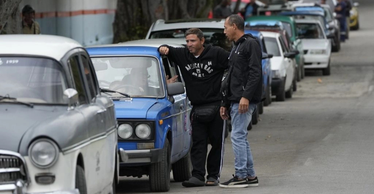 &Eta;&Pi;&Alpha;: &Epsilon;&pi;&iota;&tau;&rho;έ&pi;&epsilon;&iota; &epsilon;&xi;&alpha;&gamma;&omega;&gamma;ή &pi;&epsilon;&tau;&rho;&epsilon;&lambda;&alpha;ί&omicron;&upsilon; &alpha;&pi;ό &tau;&eta;&nu; &Beta;&epsilon;&nu;&epsilon;&zeta;&omicron;&upsilon;έ&lambda;&alpha; &sigma;&tau;&eta;&nu; &Kappa;&omicron;ύ&beta;&alpha; &mu;ό&nu;&omicron; &gamma;&iota;&alpha; &chi;&rho;ή&sigma;&eta; &alpha;&pi;&omicron; &iota;&delta;&iota;ώ&tau;&epsilon;&sigmaf;