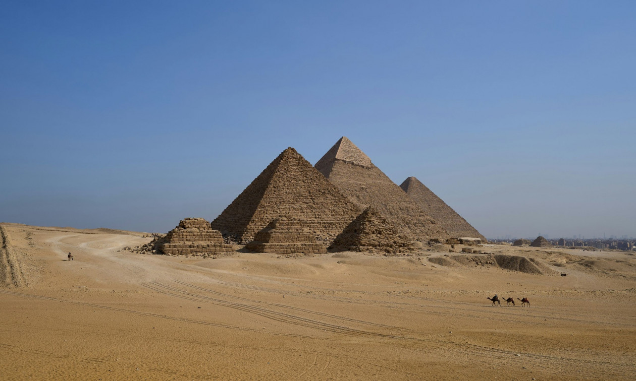 Σημαντική ανακάλυψη από το διάστημα ρίχνει φως στο πώς χτίστηκαν οι πυραμίδες