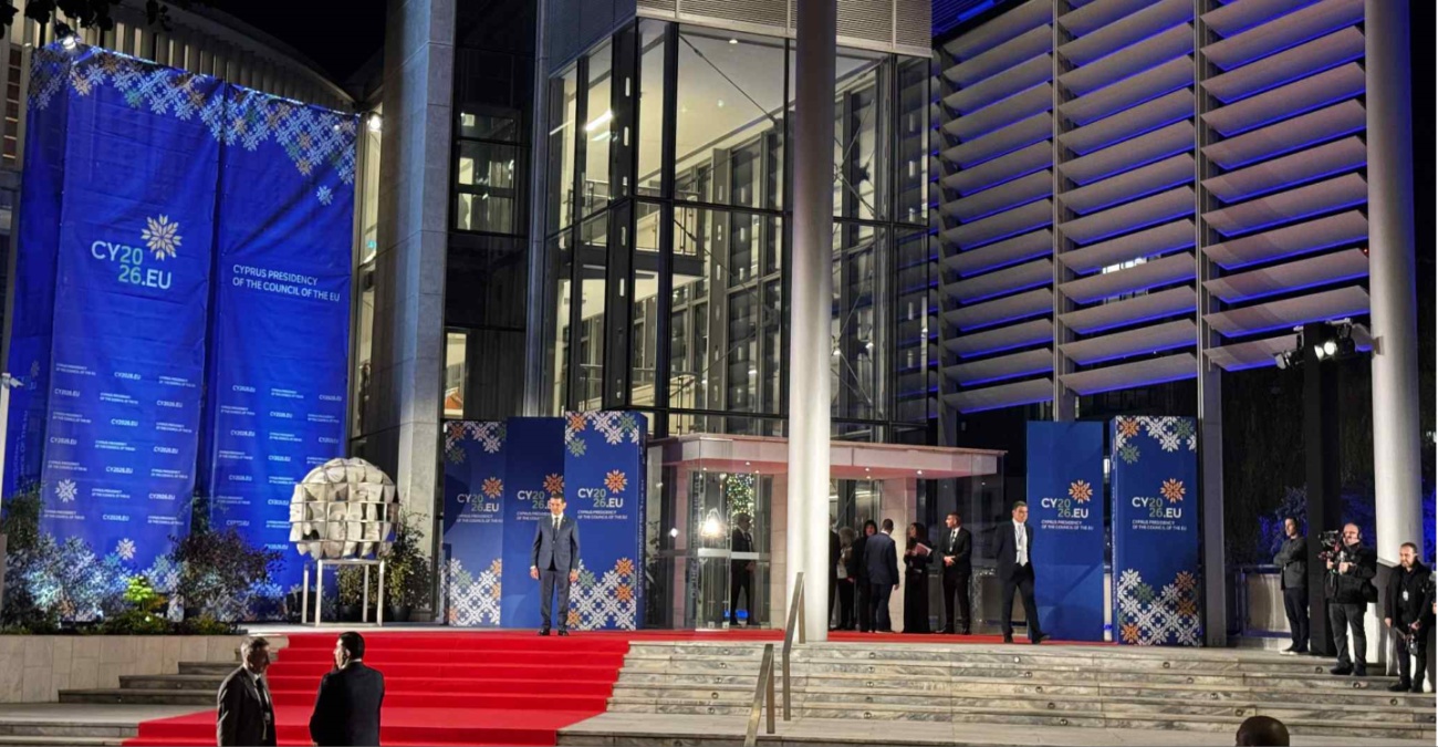 LIVE: &Sigma;&epsilon; &epsilon;&xi;έ&lambda;&iota;&xi;&eta; &eta; &tau;&epsilon;&lambda;&epsilon;&tau;ή έ&nu;&alpha;&rho;&xi;&eta;&sigmaf; &tau;&eta;&sigmaf; &Kappa;&upsilon;&pi;&rho;&iota;&alpha;&kappa;ή&sigmaf; &Pi;&rho;&omicron;&epsilon;&delta;&rho;ί&alpha;&sigmaf; &tau;&eta;&sigmaf; &Epsilon;&Epsilon;