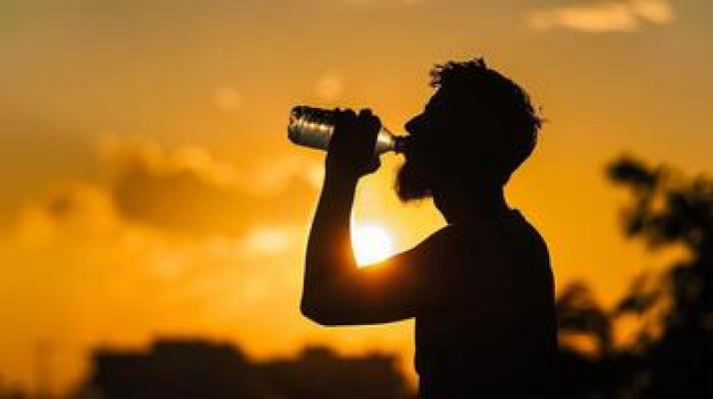 &Kappa;&alpha;&iota;&rho;ό&sigmaf;:΄&Eta; &zeta;έ&sigma;&tau;&eta; &pi;&alpha;&tau;ά&epsilon;&iota; &laquo;&gamma;&kappa;ά&zeta;&iota;&raquo; &tau;&eta;&nu; &Kappa;&upsilon;&rho;&iota;&alpha;&kappa;ή &ndash; &Nu;έ&alpha; &kappa;ί&tau;&rho;&iota;&nu;&eta; &pi;&rho;&omicron;&epsilon;&iota;&delta;&omicron;&pi;&omicron;ί&eta;&sigma;&eta;