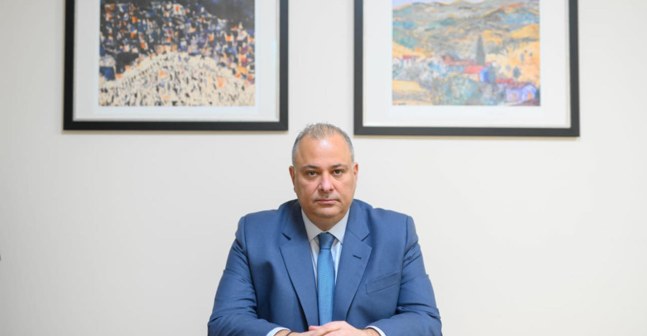 Κοινοποίησε ονόματα 130 στελεχών ΕΔΕΚ για στήριξη υποψηφιότητάς του