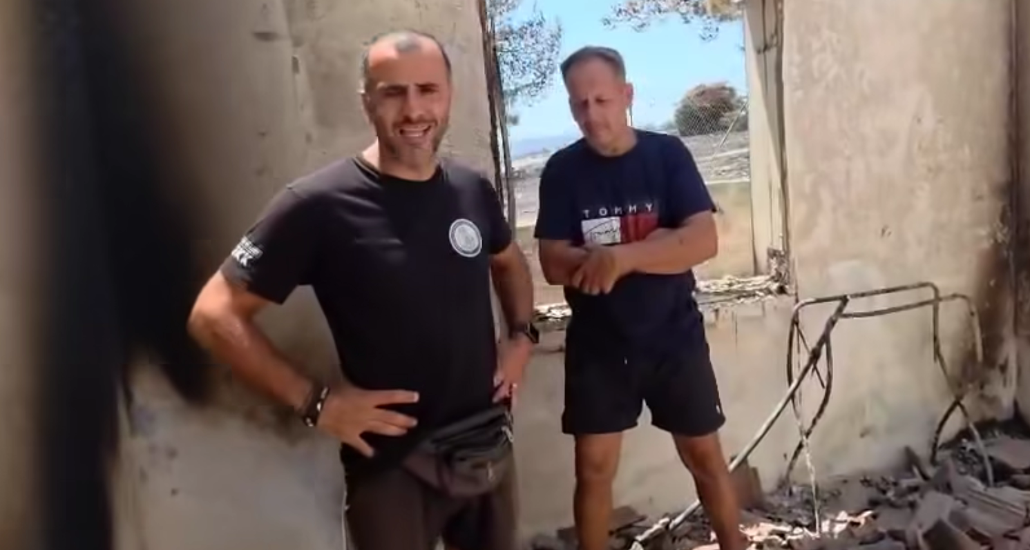 Συγκλονίζει πατέρας δύο παιδιών που έζησε τον πύρινο εφιάλτη Συγκλονίζει πατέρας δύο παιδιών που έζησε τον πύρινο εφιάλτη