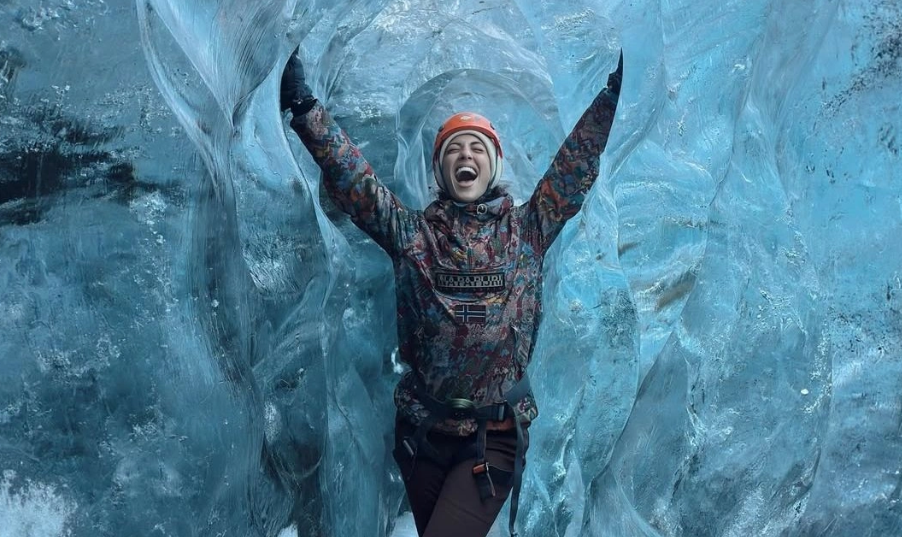 &Epsilon;&upsilon;&gamma;&epsilon;&nu;ί&alpha; &Sigma;&alpha;&mu;&alpha;&rho;ά: &Tau;&alpha; &nu;έ&alpha; &mu;&alpha;&gamma;&iota;&kappa;ά &kappa;&alpha;&rho;έ &alpha;&pi;ό &tau;&omicron; &tau;&alpha;&xi;ί&delta;&iota; &tau;&eta;&sigmaf; &sigma;&tau;&eta;&nu; &Iota;&sigma;&lambda;&alpha;&nu;&delta;ί&alpha;