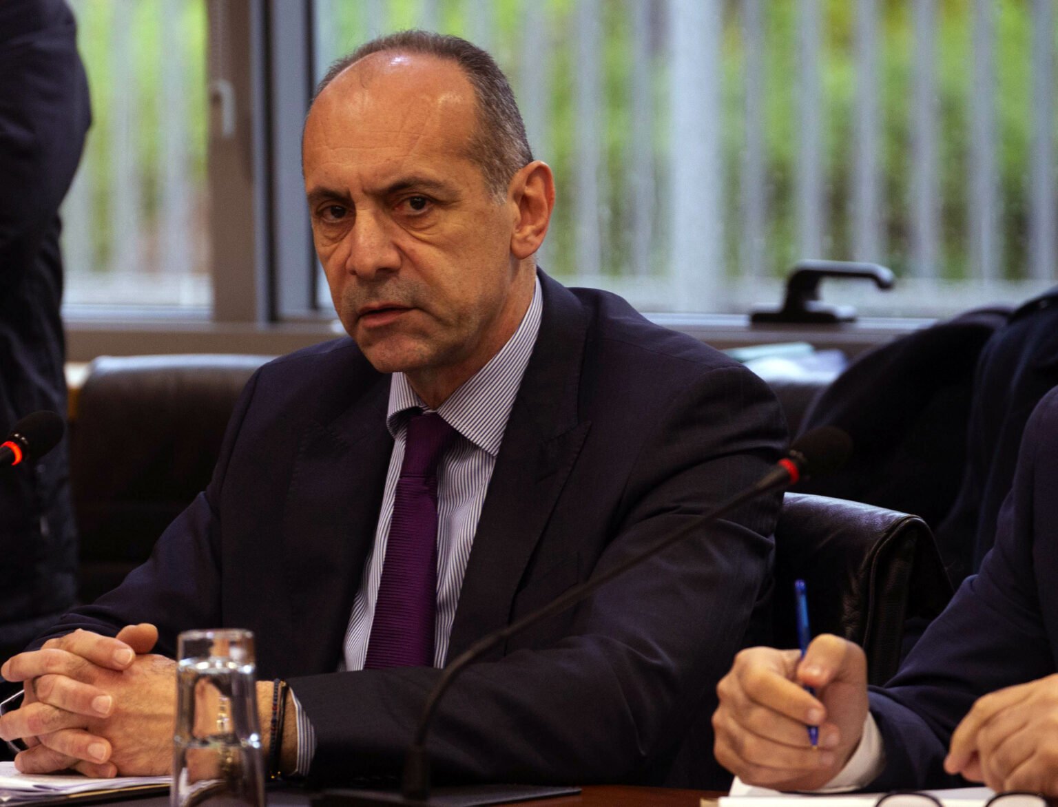 Κινητά στις φυλακές: «Διαχρονική γάγγραινα» – Πότε έρχεται το σύστημα εντοπισμού και απενεργοποίησης τους