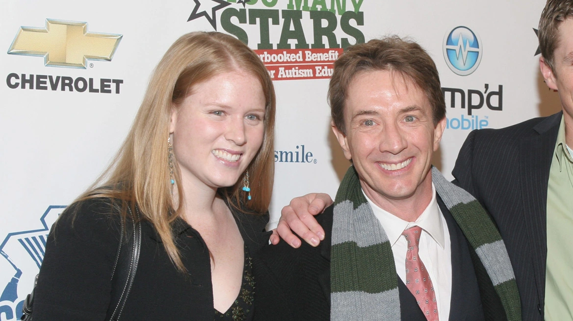 &Nu;&epsilon;&kappa;&rho;ή &mu;έ&sigma;&alpha; &sigma;&tau;&omicron; &sigma;&pi;ί&tau;&iota; &tau;&eta;&sigmaf; &beta;&rho;έ&theta;&eta;&kappa;&epsilon; &eta; 42&chi;&rho;&omicron;&nu;&eta; &kappa;ό&rho;&eta; &tau;&omicron;&upsilon; &eta;&theta;&omicron;&pi;&omicron;&iota;&omicron;ύ &Mu;ά&rho;&tau;&iota;&nu; &Sigma;&omicron;&rho;&tau;