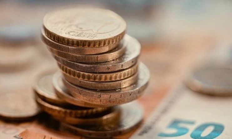 &Alpha;&upsilon;&tau;ή &epsilon;ί&nu;&alpha;&iota; &eta; &chi;ώ&rho;&alpha; &pi;&omicron;&upsilon; &lambda;έ&epsilon;&iota; &laquo;ό&chi;&iota;&raquo; &sigma;&tau;&omicron; &psi;&eta;&phi;&iota;&alpha;&kappa;ό &chi;&rho;ή&mu;&alpha; &kappa;&alpha;&iota; &upsilon;&pi;&epsilon;&rho;&alpha;&sigma;&pi;ί&zeta;&epsilon;&tau;&alpha;&iota; &tau;&alpha; &mu;&epsilon;&tau;&rho;&eta;&tau;ά