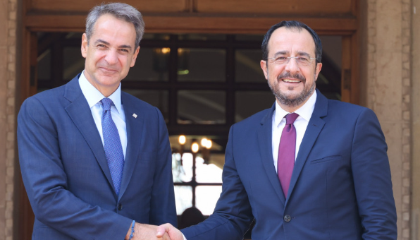 Στην Αθήνα ο ΠτΔ: Βλέπει Μητσοτάκη ενόψει της διευρυμένης στη Γενεύη