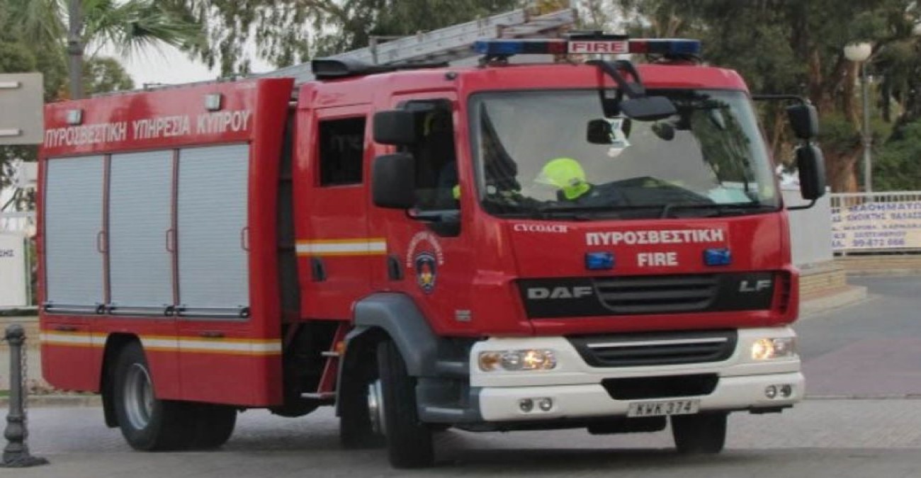 Λεωφορείο με μαθητές εγκλωβίστηκε σε πλημμυρισμένο δρόμο στη Λευκωσία