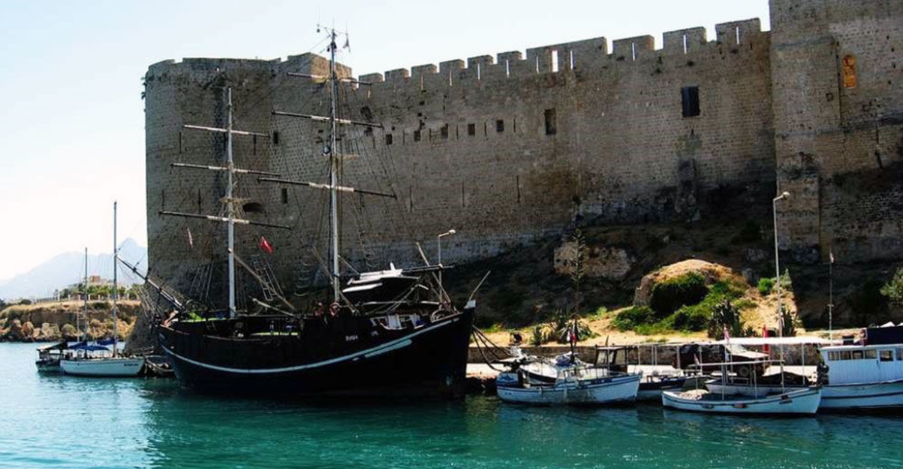 &Sigma;ά&lambda;&omicron;&sigmaf; &gamma;&iota;&alpha; &tau;&omicron; &iota;&sigma;&tau;&omicron;&rho;&iota;&kappa;ό &kappa;&tau;ή&rho;&iota;&omicron; &sigma;&tau;&eta;&nu; &Kappa;&epsilon;&rho;ύ&nu;&epsilon;&iota;&alpha;: &Tau;&omicron; &mu;&epsilon;&tau;έ&tau;&rho;&epsilon;&psi;&alpha;&nu; &sigma;&epsilon; &laquo;&pi;&omicron;&lambda;&upsilon;&chi;ώ&rho;&omicron;&raquo; &kappa;&alpha;&iota; &xi;&epsilon;&sigma;&pi;&omicron;ύ&nu; &alpha;&nu;&tau;&iota;&delta;&rho;ά&sigma;&epsilon;&iota;&sigmaf;