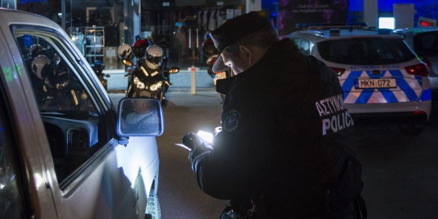 &Beta;&rho;&alpha;&delta;&iota;ά &sigma;&upsilon;&lambda;&lambda;ή&psi;&epsilon;&omega;&nu;: &Alpha;&pi;ό &delta;&iota;&alpha;&rho;&rho;ή&xi;&epsilon;&iota;&sigmaf; &sigma;&epsilon; &kappa;&lambda;&omicron;&pi;έ&sigmaf; - 131 &kappa;&alpha;&tau;&alpha;&gamma;&gamma;&epsilon;&lambda;ί&epsilon;&sigmaf; &gamma;&iota;&alpha; &tau;&rho;&omicron;&chi;&alpha;ί&epsilon;&sigmaf; &pi;&alpha;&rho;&alpha;&beta;ά&sigma;&epsilon;&iota;&sigmaf;, &kappa;&alpha;&tau;&alpha;&kappa;&rho;&alpha;&tau;ή&theta;&eta;&kappa;&alpha;&nu; &kappa;&alpha;&iota; &omicron;&chi;ή&mu;&alpha;&tau;&alpha;