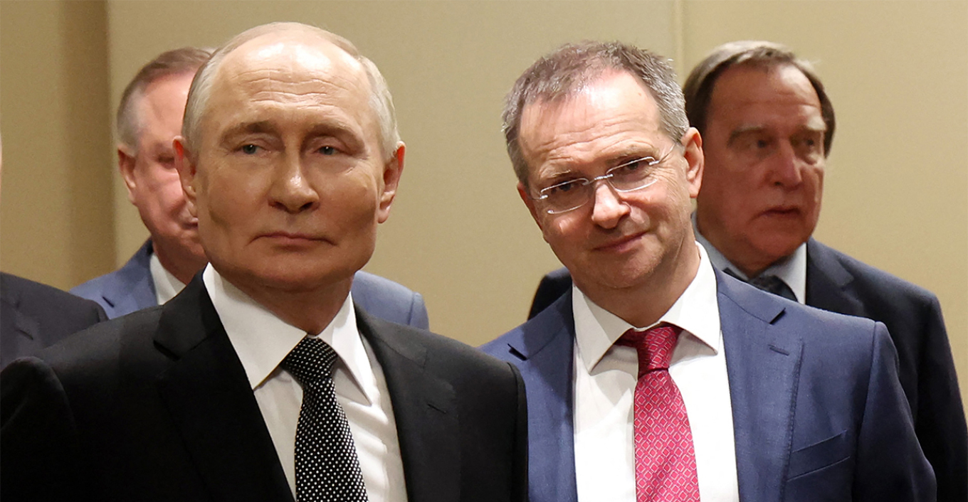 &Nu;έ&epsilon;&sigmaf; &sigma;&upsilon;&nu;&omicron;&mu;&iota;&lambda;ί&epsilon;&sigmaf; &mu;&epsilon;&tau;&alpha;&xi;ύ &Rho;ώ&sigma;&omega;&nu; &kappa;&alpha;&iota; &Omicron;&upsilon;&kappa;&rho;&alpha;&nu;ώ&nu; &sigma;&tau;&eta; &Gamma;&epsilon;&nu;&epsilon;ύ&eta; - &Tau;&iota; &sigma;&eta;&mu;&alpha;ί&nu;&epsilon;&iota; &eta; &epsilon;&pi;&iota;&sigma;&tau;&rho;&omicron;&phi;ή &tau;&omicron;&upsilon; &laquo;&sigma;&kappa;&lambda;&eta;&rho;&omicron;&pi;&upsilon;&rho;&eta;&nu;&iota;&kappa;&omicron;ύ&raquo; &Mu;&epsilon;&nu;&tau;ί&nu;&sigma;&kappa;&iota;