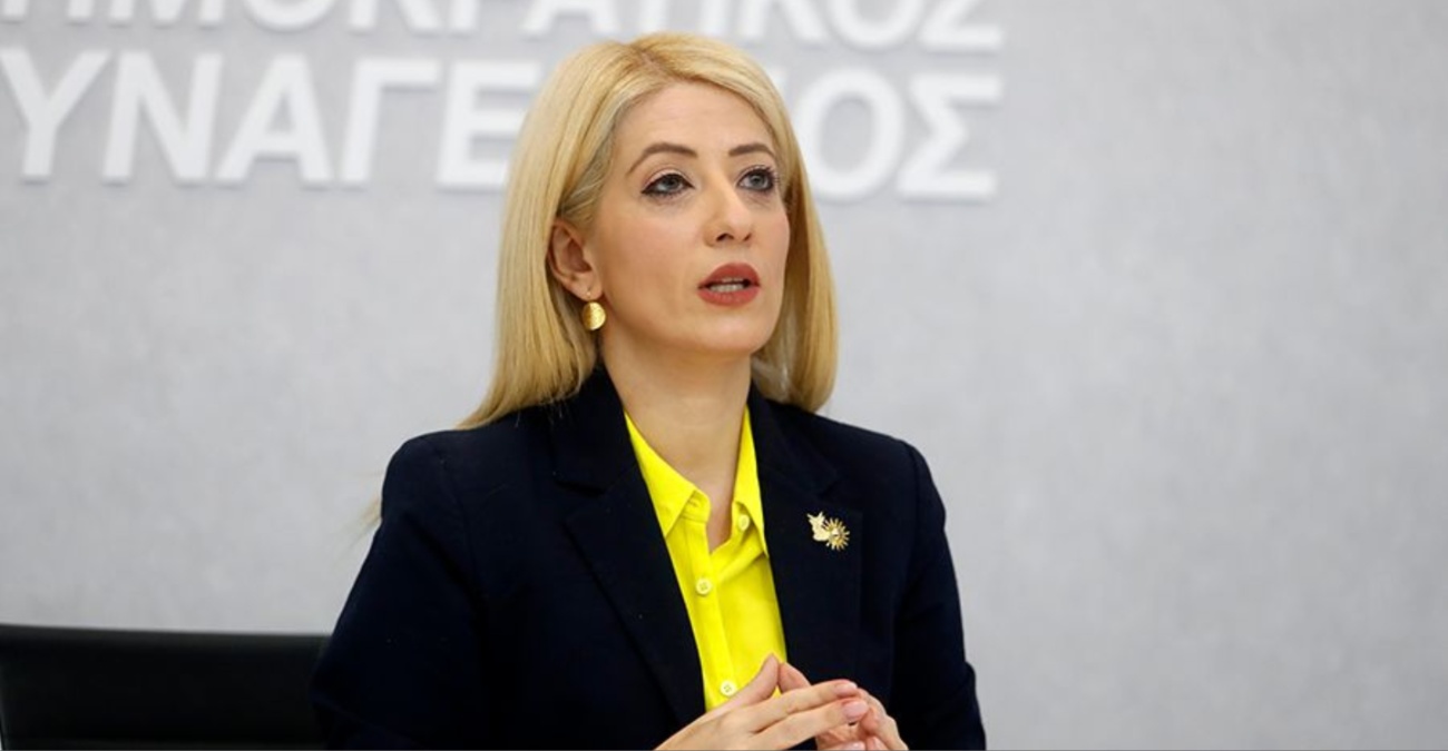 «Η φορολογική μεταρρύθμιση να υπηρετεί την κοινωνία»