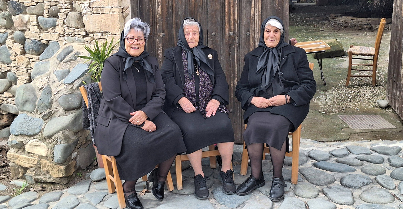 Viral &omicron;&iota; &Kappa;ύ&pi;&rho;&iota;&epsilon;&sigmaf; &gamma;&iota;&alpha;&gamma;&iota;ά&delta;&epsilon;&sigmaf; &sigma;&epsilon; &omicron;&lambda;ό&kappa;&lambda;&eta;&rho;&eta; &tau;&eta;&nu; &Epsilon;&upsilon;&rho;ώ&pi;&eta; &ndash; &Eta; &Chi;&alpha;&tau;&zeta;&eta;&pi;&alpha;&nu;&tau;&epsilon;&lambda;ή &kappa;&alpha;&iota; &omicron; Flatley &sigma;&tau;&omicron; &beta;&iota;&nu;&tau;&epsilon;&omicron;&kappa;&lambda;ί&pi; &tau;&eta;&sigmaf; Eurovision &ndash; &Delta;&epsilon;ί&tau;&epsilon; &phi;&omega;&tau;&omicron;&gamma;&rho;&alpha;&phi;ί&epsilon;&sigmaf;