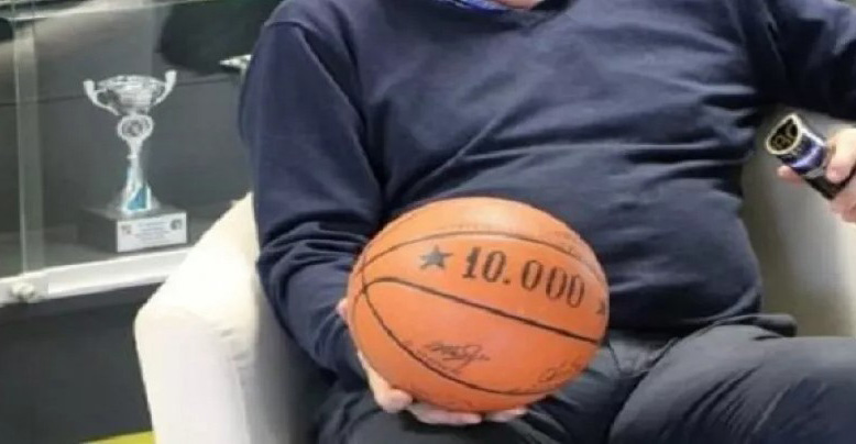 &Theta;&lambda;ί&psi;&eta; &sigma;&tau;&omicron; &epsilon;&lambda;&lambda;&eta;&nu;&iota;&kappa;ό &mu;&pi;ά&sigma;&kappa;&epsilon;&tau;: &Pi;έ&theta;&alpha;&nu;&epsilon; &gamma;&nu;&omega;&sigma;&tau;ό&sigmaf; &theta;&rho;ύ&lambda;&omicron;&sigmaf; &tau;&omicron;&upsilon; &alpha;&theta;&lambda;ή&mu;&alpha;&tau;&omicron;&sigmaf;