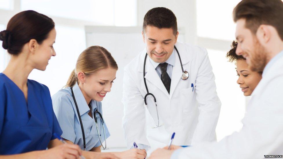 &Kappa;&upsilon;&pi;&rho;&iota;&alpha;&kappa;ό &pi;&alpha;&nu;&epsilon;&pi;&iota;&sigma;&tau;ή&mu;&iota;&omicron; &iota;&delta;&rho;ύ&epsilon;&iota; &iota;&alpha;&tau;&rho;&iota;&kappa;ή &sigma;&chi;&omicron;&lambda;ή &sigma;&epsilon; &sigma;&upsilon;&nu;&epsilon;&rho;&gamma;&alpha;&sigma;ί&alpha; &mu;&epsilon; έ&nu;&alpha; &pi;&alpha;&gamma;&kappa;ό&sigma;&mu;&iota;&omicron; &eta;&gamma;έ&tau;&eta; &sigma;&tau;&eta;&nu; &iota;&alpha;&tau;&rho;&iota;&kappa;ή &epsilon;&kappa;&pi;&alpha;ί&delta;&epsilon;&upsilon;&sigma;&eta;